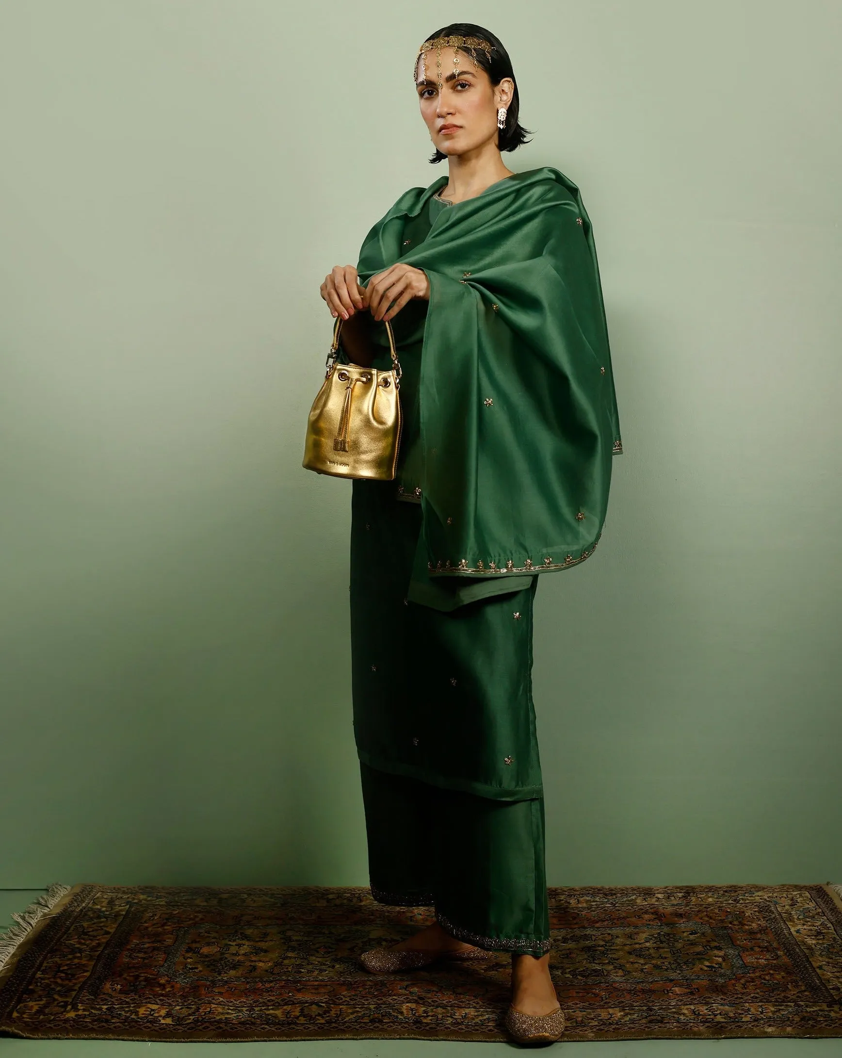 Bombay Bucket Leather Bag