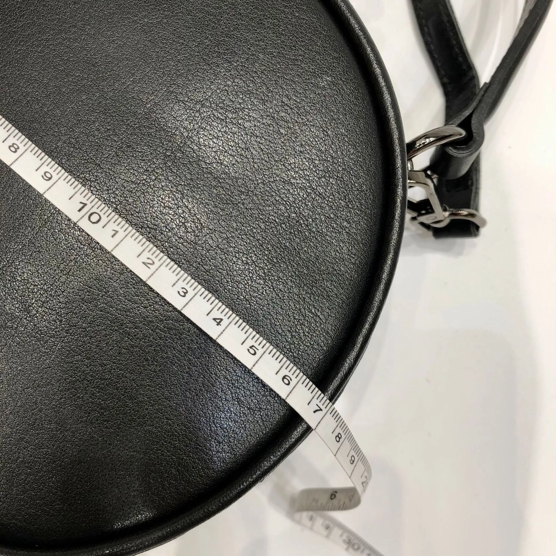 Ladies Chic Circles Elegant Round Leather Shoulder Bag Perfect for Women