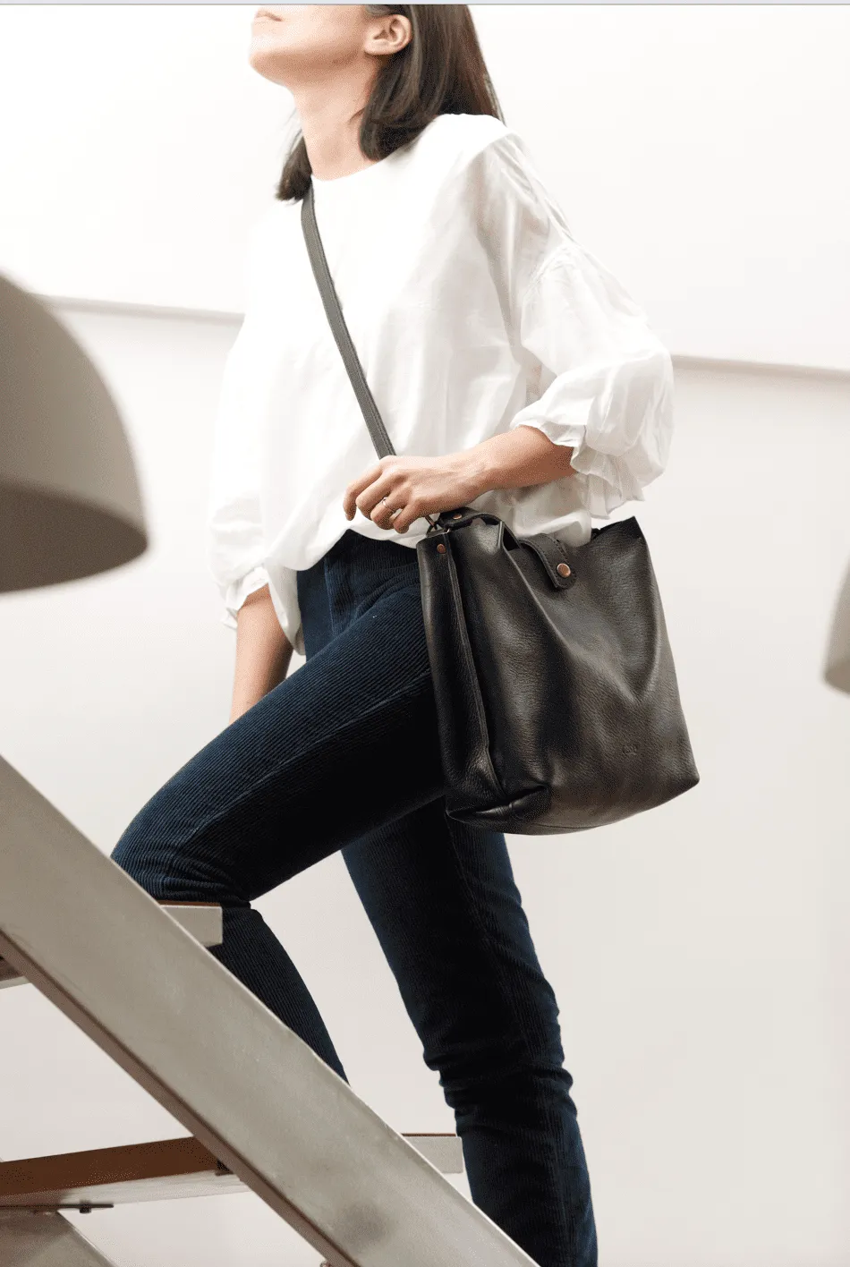 Leather crossbody bag - Lago