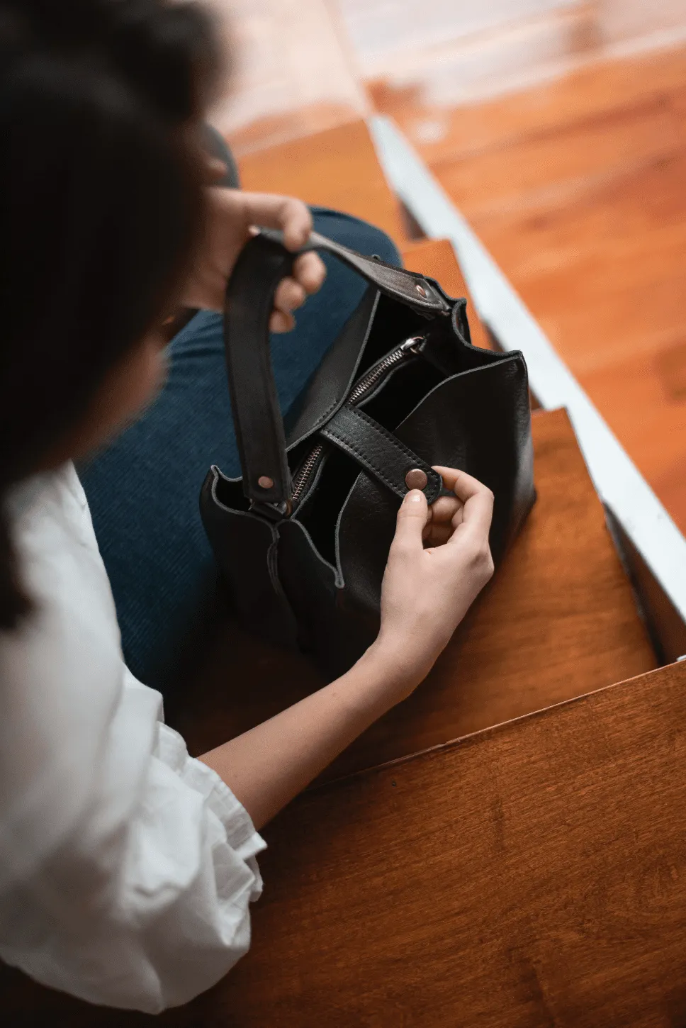 Leather crossbody bag - Lago