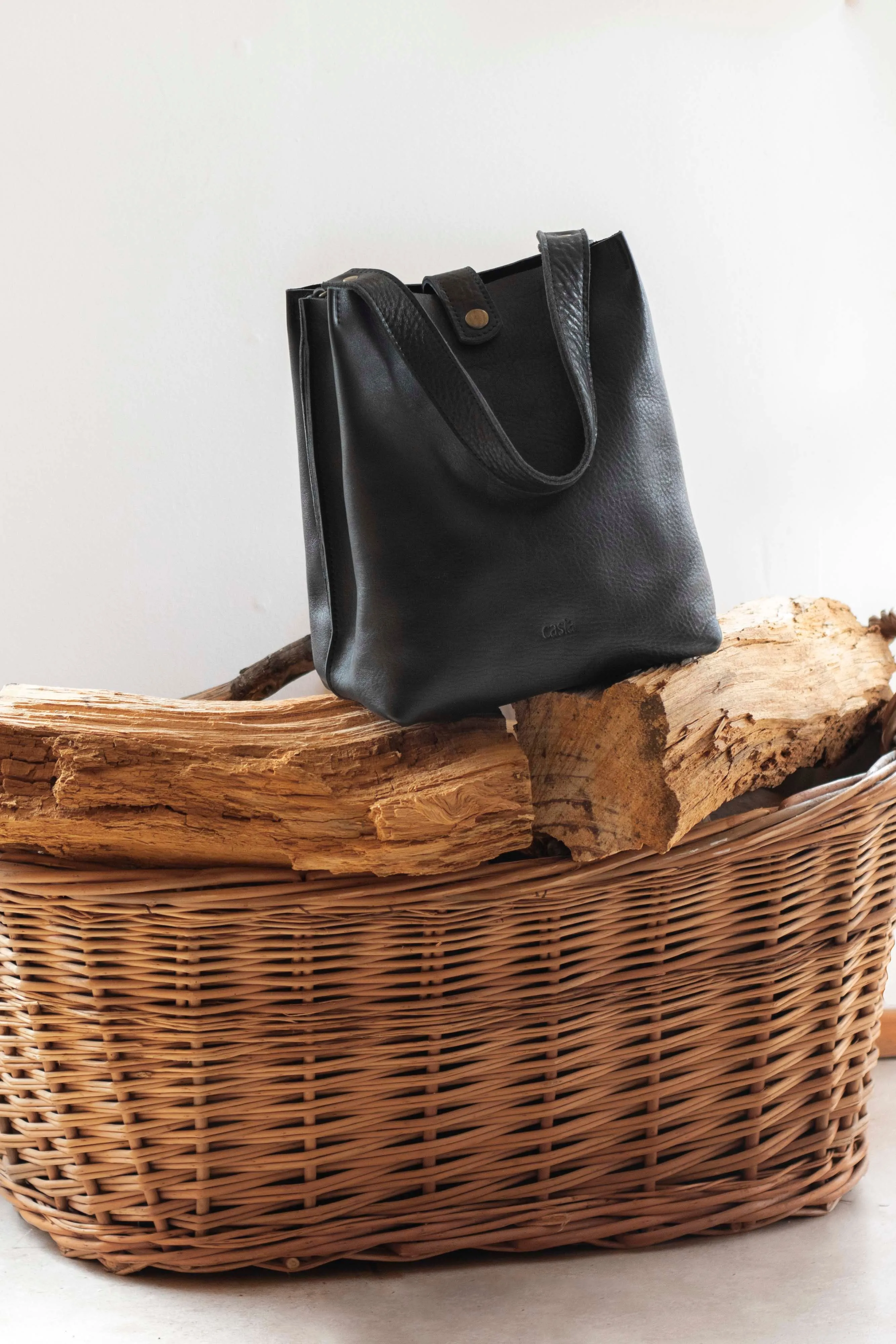 Leather crossbody bag - Lago