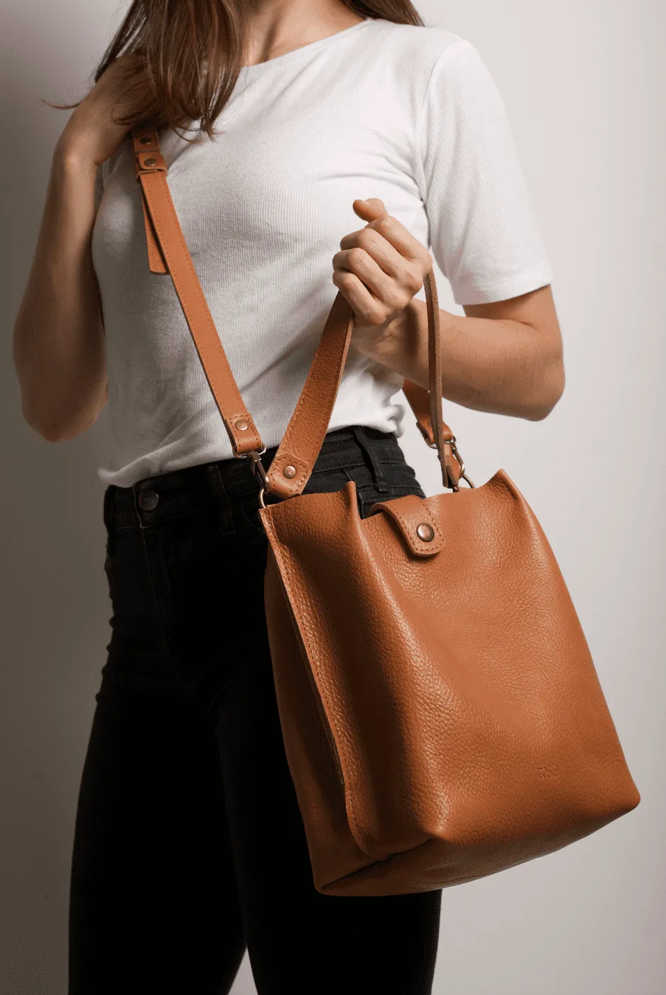 Leather crossbody bag - Lago