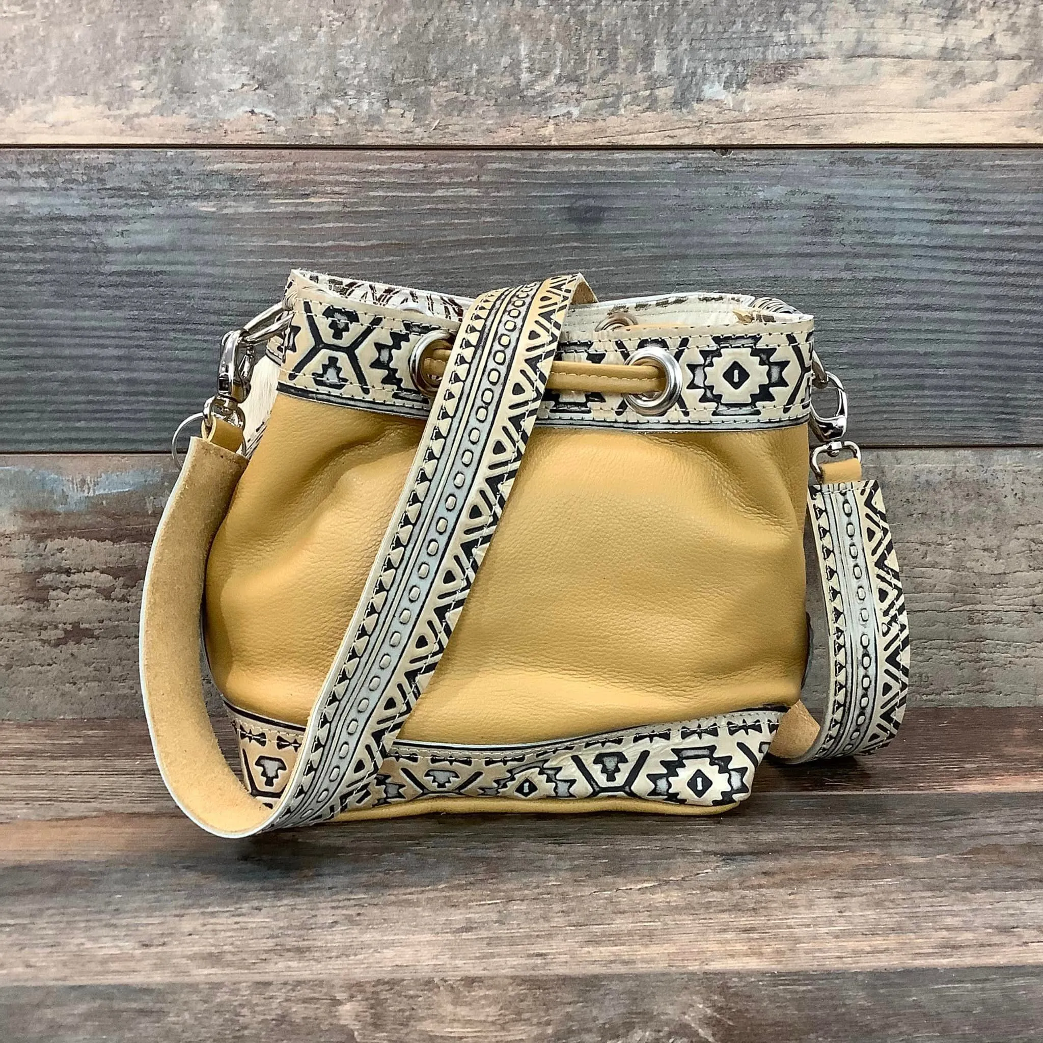 Mini Feed Bucket #61545