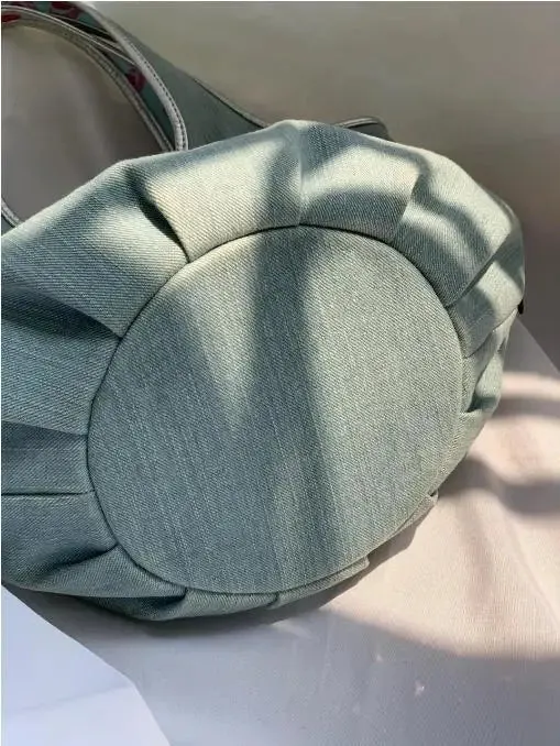 Sohiwoo Heart Y2k Bucket Bag Purse Women Fairy Core Casual Denim Bag Female Harajuku Sweet Cool Handle Underarm Bag Aesthetic